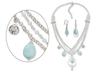 A larimar and chain jewelry set