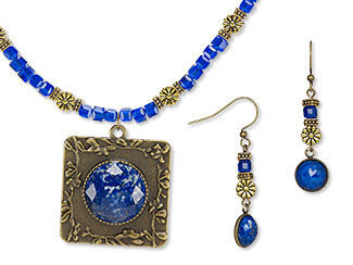Single-Strand Necklace and Earring Set
