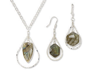 Single-Strand Necklace and Earring Set
