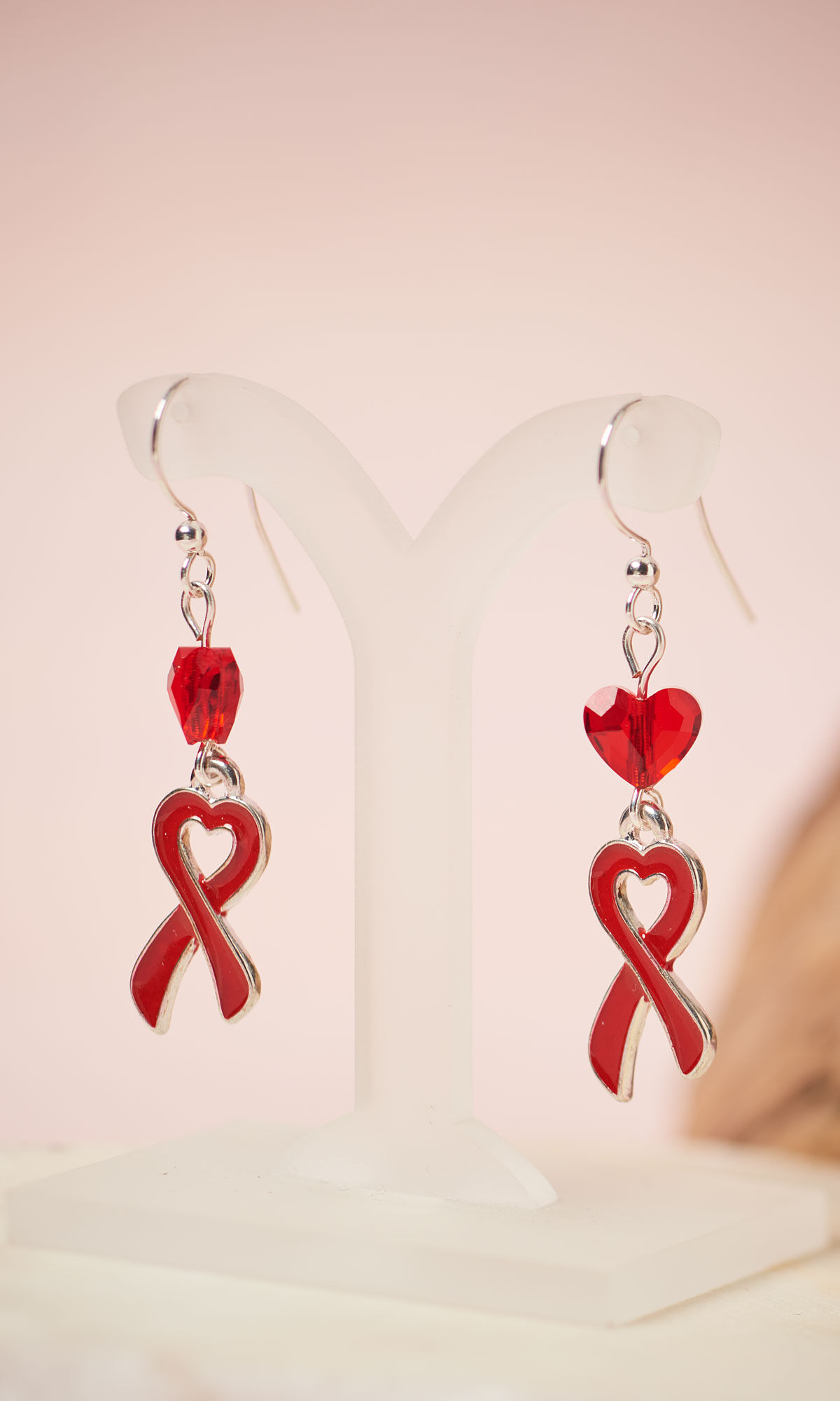 Design Idea RB24 earrings on an earring stand