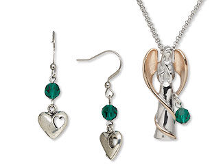 Single-Strand Necklace and Earrings Set