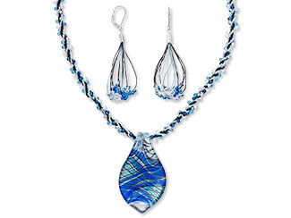Single-Strand Necklace and Earring Set