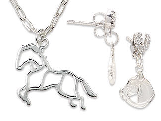 Single-Strand Necklace and Earring Set