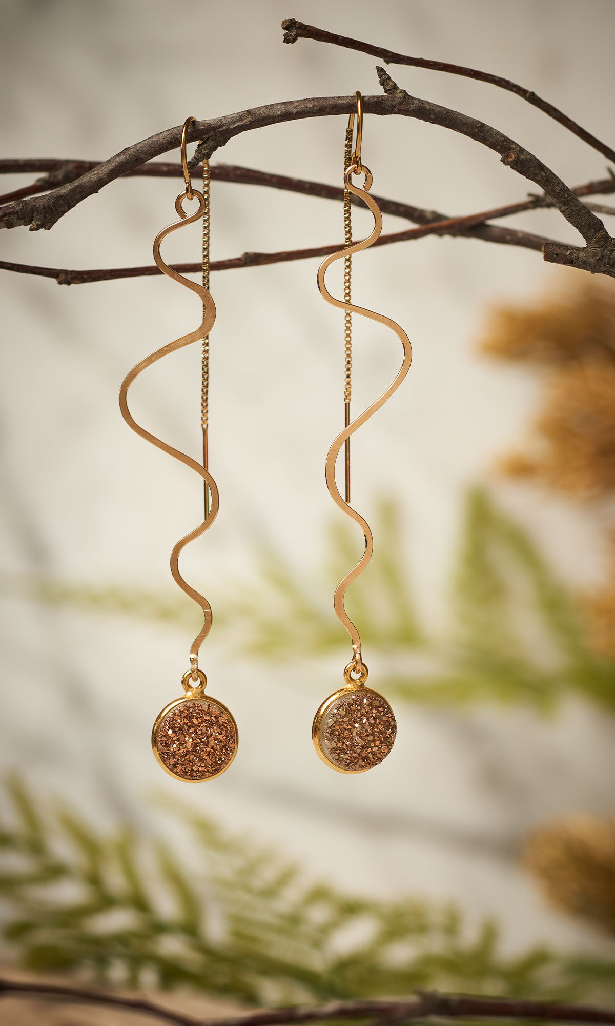 Design Idea RD28 hanging on a branch