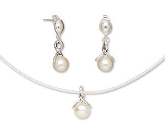 Single-Strand Necklace and Earring Set