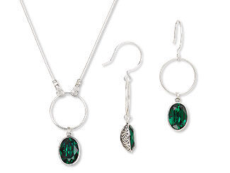 Single-Strand Necklace and Earring Set