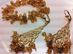 Bracelet and earring set