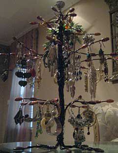Bird in An Earring Tree