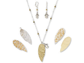 Single-Strand Necklace and Earrings Set