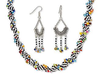 Single-Strand Necklace and Earring Set