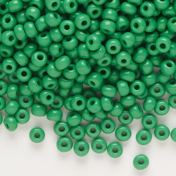 Seed bead, glass, pkg/50g, #6 round, opaque medium green. image number 0