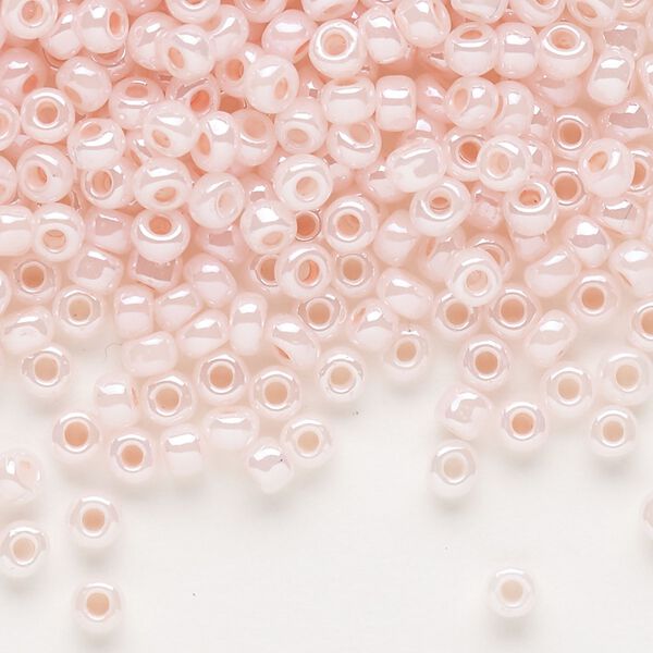 Seed bead, Dyna-Mites™, glass, opaque ceylon pastel pink, #6 round. Sold per 1/2 kilogram pkg. image number 0