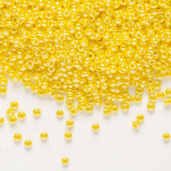 Seed bead, Miyuki, glass, pkg/250g, #11 rocaille, opaque luster canary, (RR-422D). image number 0