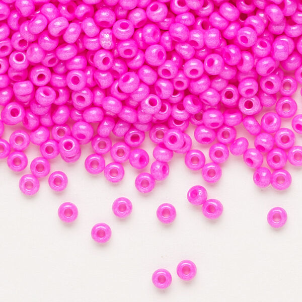 Seed bead, Preciosa Ornela Czech glass, pkg/500g, #8 rocaille, opaque pink luster chalkwhite, (16177). image number 0