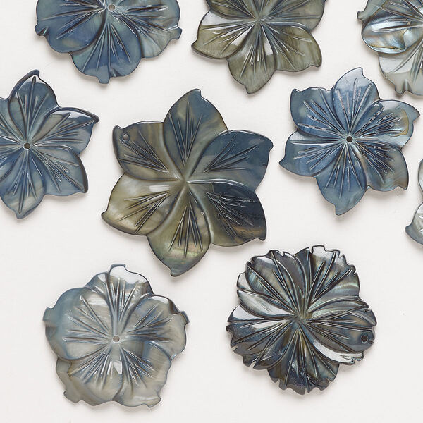 Focal and component mix, mother-of-pearl shell (dyed), pkg/10, blue steel and grey, 24-35mm carved flower, Mohs hardness 3-1/2. image number 0