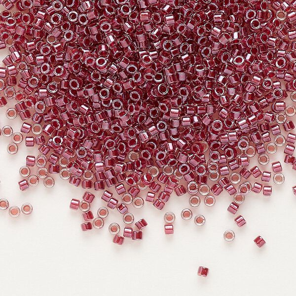 Seed bead, Delica®, glass, pkg/50g, #11 round, translucent cranberry-lined luster crystal clear (DB-0924). image number 0