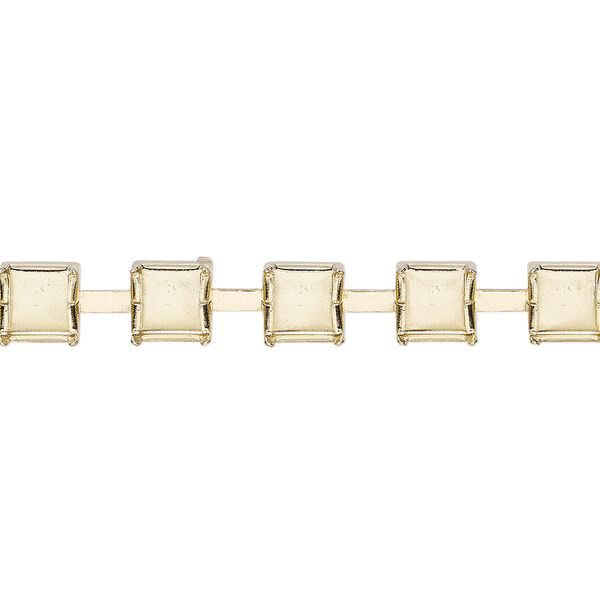 Cupchain, gold-finished brass, 6mm wide with (95) SS29 settings and (10) 7mm connectors. Sold per pkg of 3 feet. image number 0