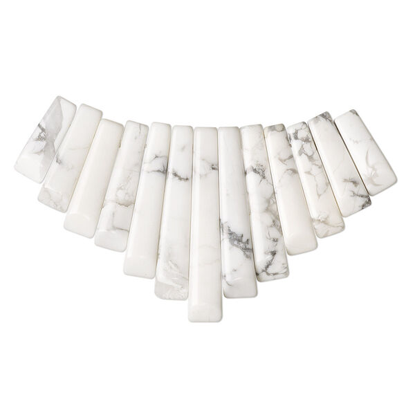 Howlite 1pkg13, fan focal natural 26x10mm-29x12mm image number 0
