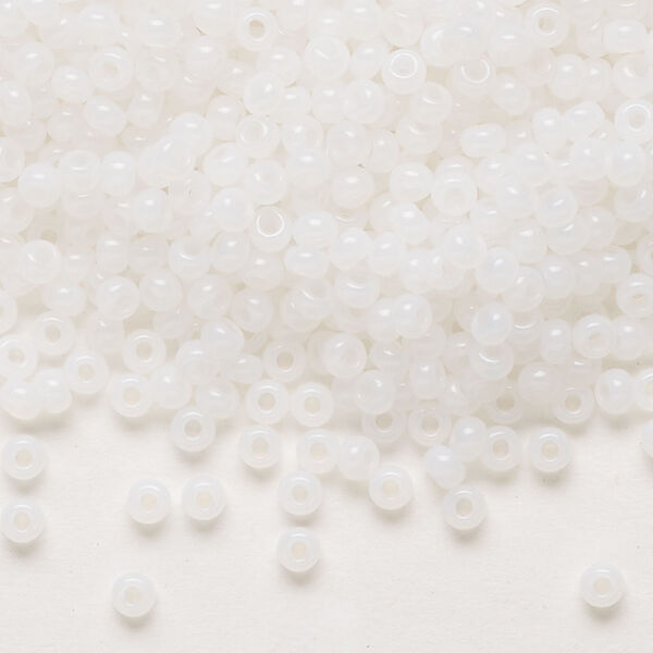 Seed bead, Preciosa Ornela Czech glass, pkg/50g, #8 rocaille, opaque alabaster, (02090). image number 0