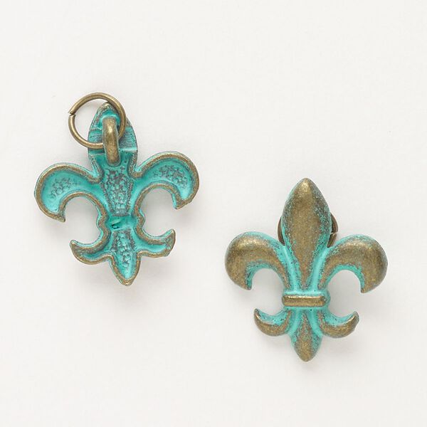 Charm, "pewter" (zinc-based alloy) and steel, pkg/2, antique copper finish patina green, 19x17mm fleur-de-lis with hidden loop. image number 0