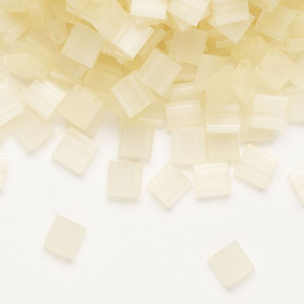 Seed bead, TILA®, glass, pkg/10g, 5mm full tila square, translucent silk luster light yellow (TL-2554-1). image number 0
