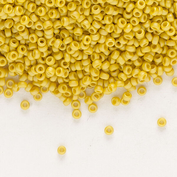 Seed bead, Miyuki, glass, pkg/250g, #15 rocaille, opaque matte rainbow citron, (RR-4692). image number 0