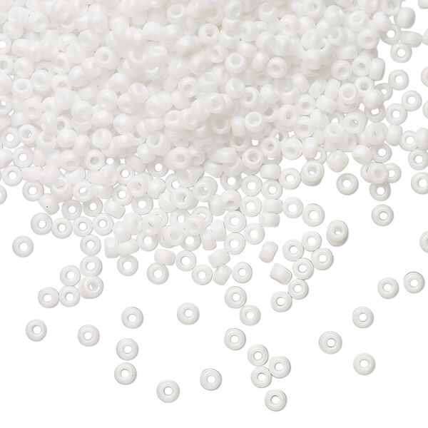 Seed bead, Miyuki, glass, pkg/25g, #11 rocaille, opaque matte rainbow chalk white, (RR-402FR). image number 0