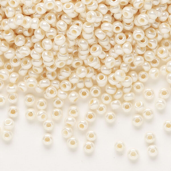 Seed bead, Preciosa Ornela Czech glass, pkg/500g, #8 rocaille, opaque shell luster chalkwhite, (46113). image number 0