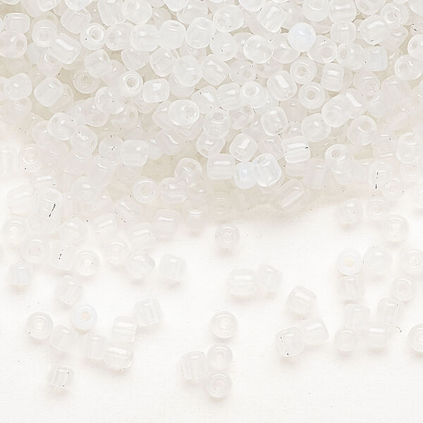 Seed bead, glass, pkg/50g, #8 round, translucent frosted clear. image number 0
