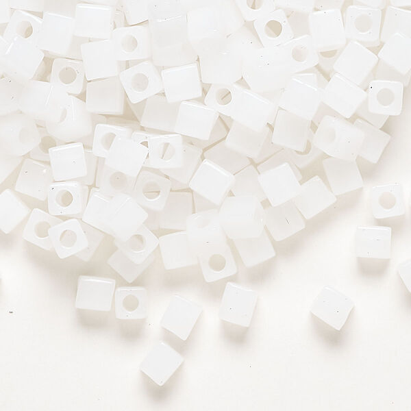 Seed bead, Miyuki, glass, pkg/25g, 3.5-3.7mm square, translucent opal white (SB-550). image number 0