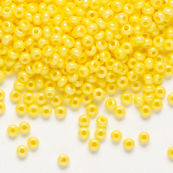 Seed bead, Preciosa Ornela Czech glass, pkg/500g, #8 rocaille, opaque terra dyed yellow luster chalkwhite, (16386). image number 0