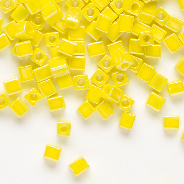 Seed bead, Miyuki, glass, pkg/25g, 3.5-3.7mm square, opaque rainbow yellow (SB-404R). image number 0