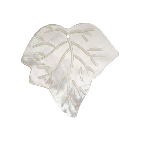 Focal, mother-of-pearl shell (natural), 27x25mm hand-carved leaf, Mohs hardness 3-1/2. Sold individually. image number 0