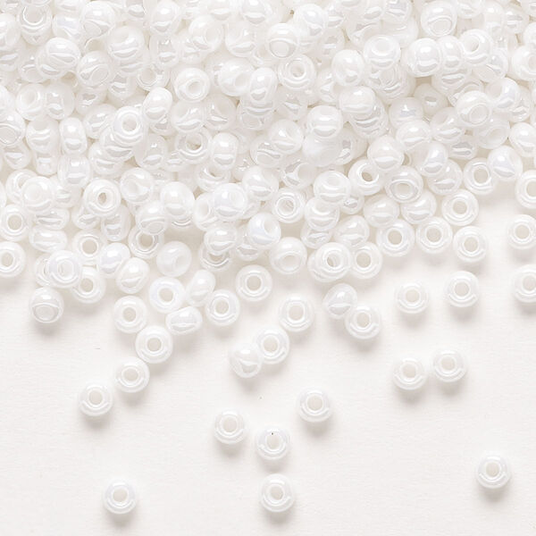 Seed bead, Preciosa Ornela Czech glass, pkg/500g, #8 rocaille, opaque luster chalkwhite, (46102). image number 0