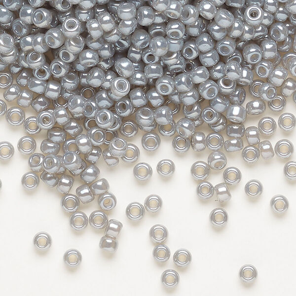 Seed bead, Miyuki, glass, pkg/50g, #8 rocaille, opaque glazed luster silver grey (RR-526). image number 0