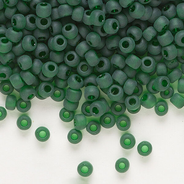 Seed bead, Dyna-Mites™, glass, transparent matte emerald green, #6 round. Sold per 1/2 kilogram pkg. image number 0