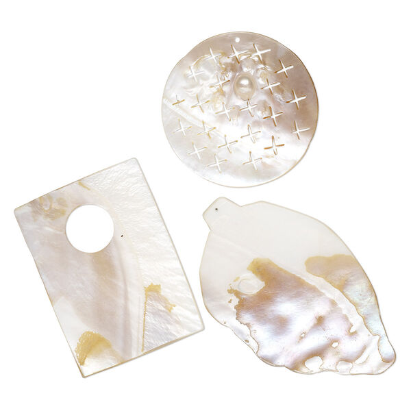 Focal and drop mix, mother-of-pearl shell and blister pearl shell (bleached), 2-1/4 x 1-3/4 inch to 3-1/2 x 2-1/4 inch mixed shapes, Mohs hardness 3-1/2. Sold per pkg of 3. image number 0