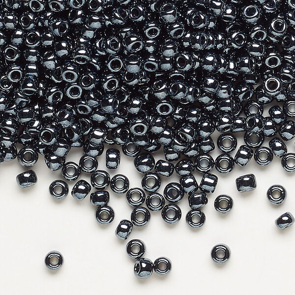 Seed bead, Dyna-Mites™, glass, opaque iris silver, #8 round. Sold per 1/2 kilogram pkg. image number 0